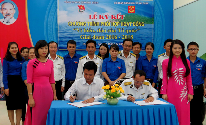 Ký kết chương trình phối hợp hoạt động "Vì biển, đảo Tổ quốc" giai đoạn 2016-2018