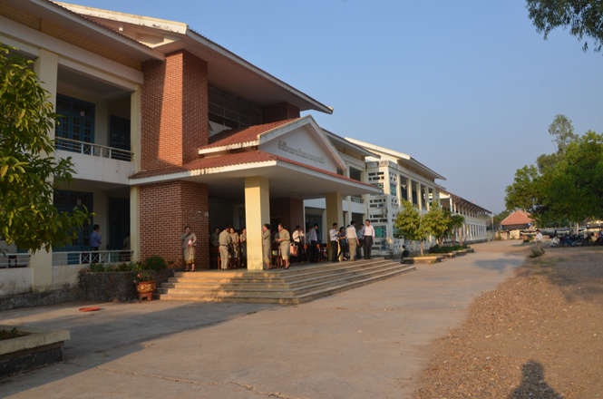 Hỗ trợ hơn 55 tỷ đồng cho tỉnh Khăm Muộn và Savannakhet phát triển hạ tầng