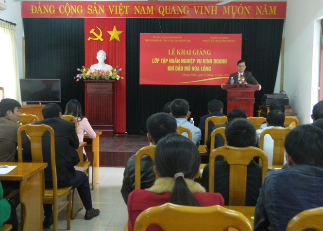 Khai giảng lớp tập huấn nghiệp vụ kinh doanh khí dầu mỏ hoá lỏng