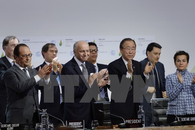 Hội nghị COP21 duyệt thỏa thuận chống biến đổi khí hậu toàn cầu