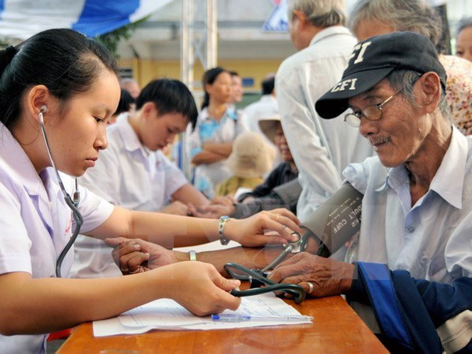 Xây dựng một xã hội thích ứng với quá trình già hóa dân số