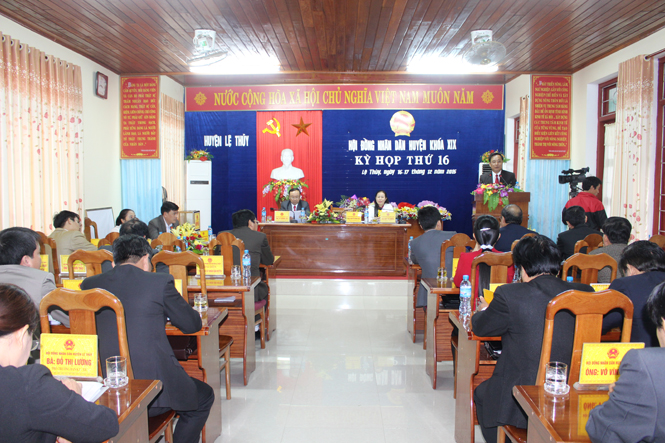 HĐND huyện Lệ Thuỷ khoá XIX tổ chức kỳ họp thứ 16