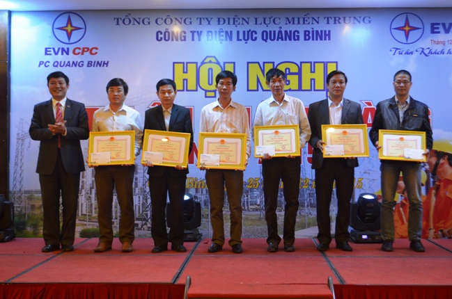 Công ty Điện lực Quảng Bình tổ chức Hội nghị tri ân khách hàng