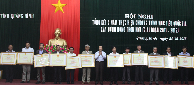 Tổng kết 5 năm thực hiện chương trình mục tiêu Quốc gia xây dựng nông thôn mới