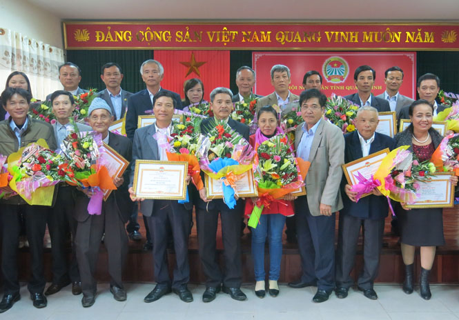Tổng kết công tác tuyên truyền và cuộc thi viết "Nông dân tìm hiểu Dự án Dân chấm điểm M - Score" năm 2015