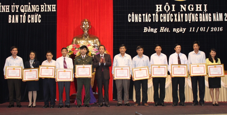 Đột phá về công tác cán bộ để góp phần thực hiện thắng lợi Nghị quyết Đại hội Đảng bộ tỉnh lần thứ XVI
