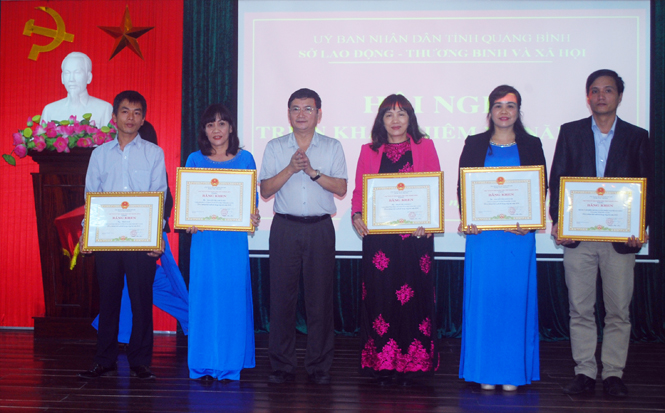 Năm 2016, Ngành Lao động-Thương binh và Xã hội phấn đấu giải quyết việc làm cho 33.000 lao động