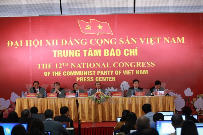 "Không nên căn cứ thông tin trên mạng để suy diễn công tác nhân sự"