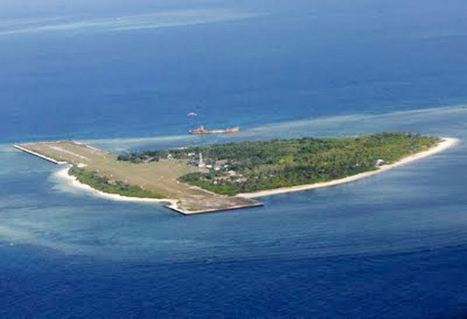 Máy bay Philippines bị hải quân Trung Quốc cảnh cáo ở Biển Đông