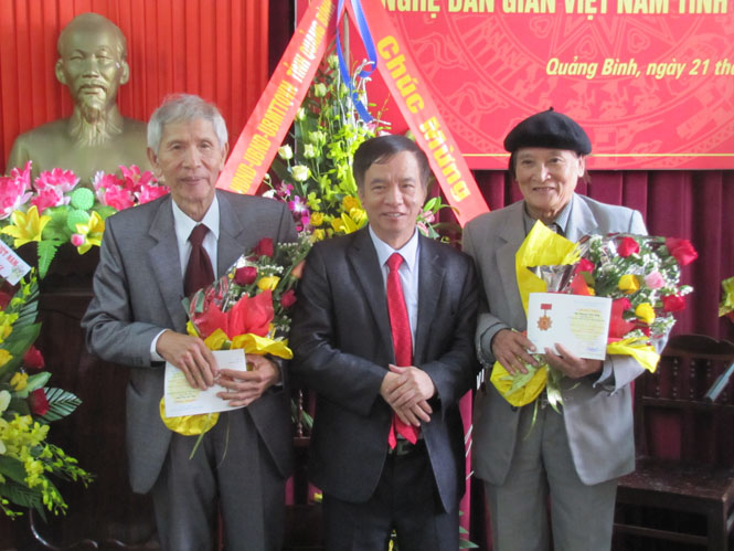 Chi hội văn nghệ dân gian Quảng Bình: Tọa đàm kỷ niệm 20 năm ngày thành lập.