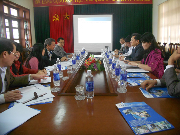 Điều kiện cơ sở vật chất, thiết bị phục vụ giảng dạy trẻ khuyết tật còn thiếu thốn