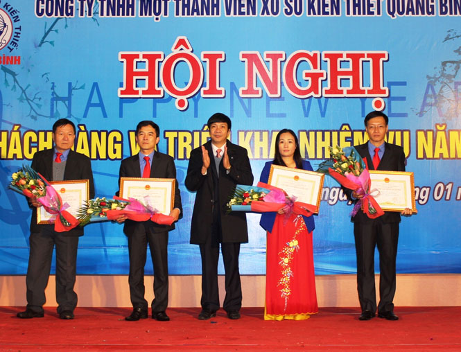 Công ty TNHH MTV Xổ số kiến thiết nộp ngân sách trên 36 tỷ đồng