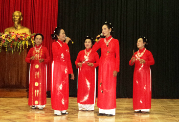Tổ chức chương trình nghệ thuật chào mừng thành công Đại hội Đảng toàn quốc lần thứ XII, mừng Đảng, mừng Xuân