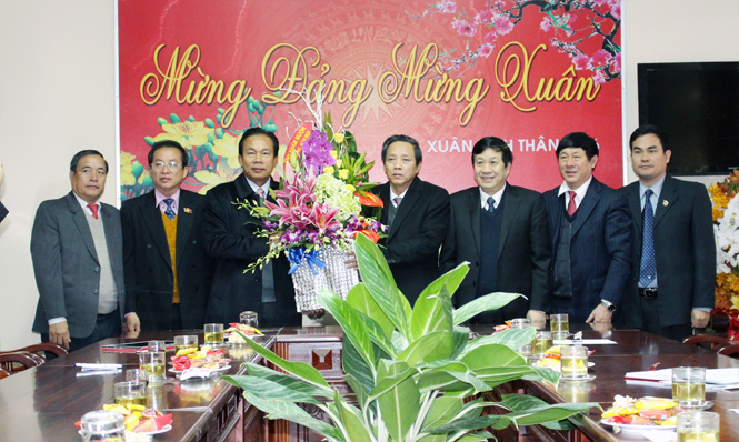 Các địa phương, đơn vị thăm, chúc Tết Đảng bộ và nhân dân tỉnh Quảng Bình