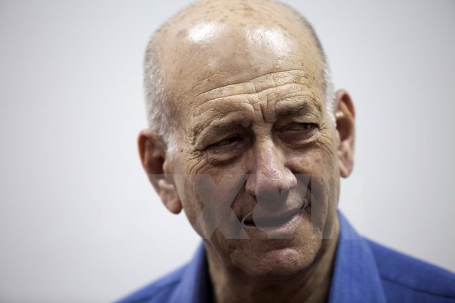 Cựu Thủ tướng Israel Olmert ngồi tù 19 tháng vì tham nhũng