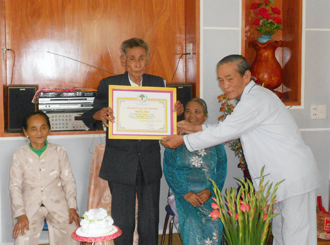 Mừng thọ - nét đẹp văn hóa đầu xuân