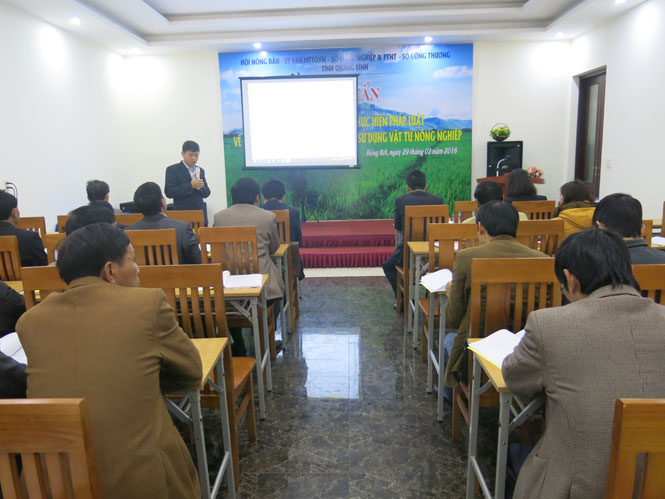 Tập huấn giám sát việc thực hiện pháp luật về quản lý, sản xuất, kinh doanh và sử dụng vật tư nông nghiệp