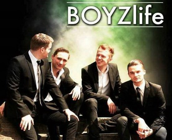 Boyzone và Westlife tái hợp trong "siêu nhóm" Boyzlife
