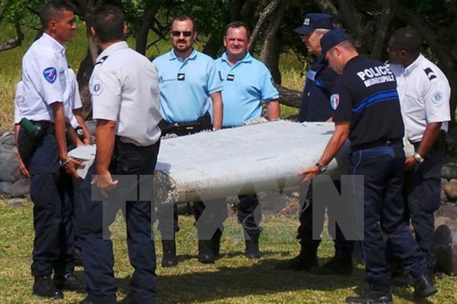 Malaysia sẽ cử người tới Mozambique kiểm tra mảnh vỡ nghi MH370