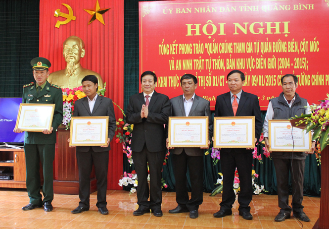 Tổng kết phong trào "Quần chúng tham gia tự quản đường biên, cột mốc và an ninh trật tự thôn, bản khu vực biên giới" giai đoạn 2004-2015
