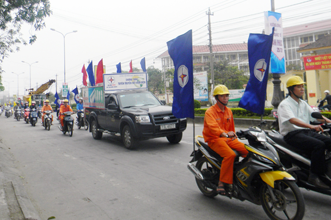 Ra quân hưởng ứng giờ trái đất năm 2016