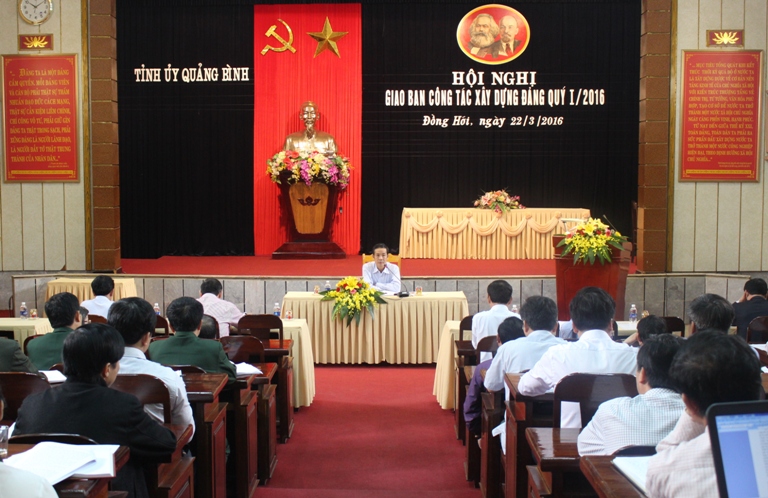 Quyết tâm thực hiện tốt chủ đề "Tăng cường xiết chặt kỷ luật, kỷ cương, biến lời nói thành hành động"