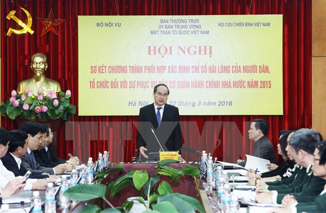 Người dân chưa bằng lòng với sự phục vụ của công chức