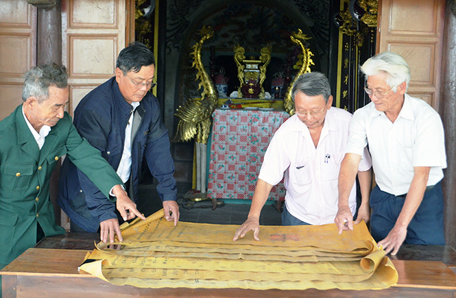 Nhớ tiền nhân qua những thư tịch cổ - Bài 3: Níu lại thời gian