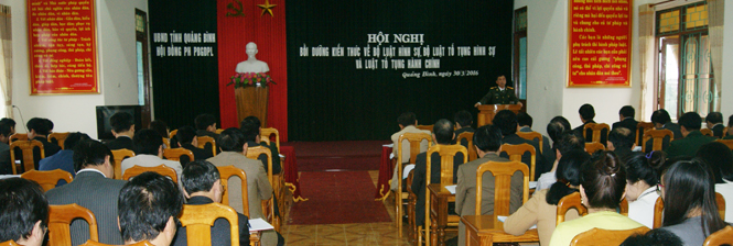Bồi dưỡng kiến thức về Bộ luật Hình sự, Bộ luật Tố tụng Hình sự, Luật Tố tụng Hành chính