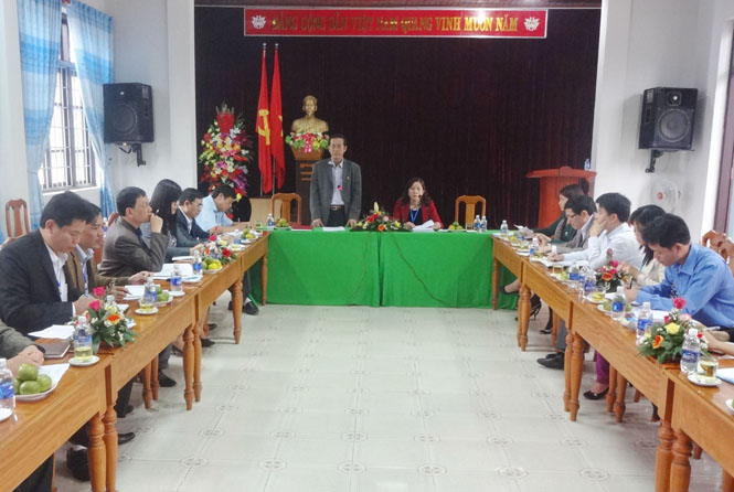 Đồng chí Phó Bí thư Thường trực Tỉnh ủy làm việc tại Trường Chính trị tỉnh