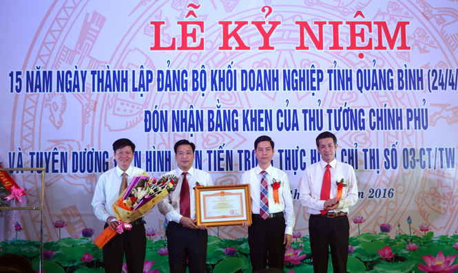 Kỷ niệm 15 năm thành lập Đảng bộ Khối Doanh nghiệp tỉnh