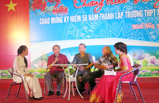 Kỷ niệm 50 năm ngày thành lập Trường THPT Minh Hóa