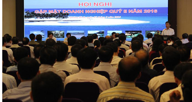 Đồng chí Chủ tịch UBND tỉnh gặp mặt doanh nghiệp