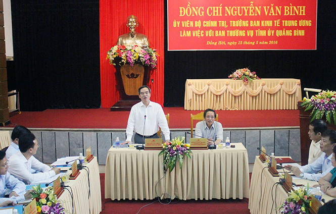 Đồng chí Nguyễn Văn Bình, Ủy viên Bộ Chính trị, Trưởng ban Kinh tế Trung ương thăm và làm việc tại tỉnh ta
