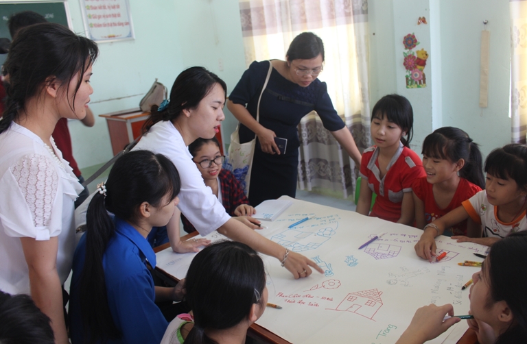Tư vấn chăm sóc sức khỏe sinh sản cho trẻ vị thành niên  và thanh niên khuyết tật