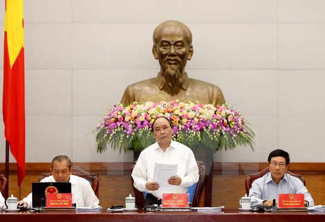 Không tăng giá điện và phí đường bộ, tránh gây áp lực lên CPI