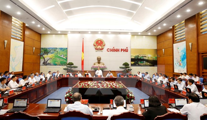 Kiềm chế lạm phát, khơi thông nguồn lực để phát triển bền vững