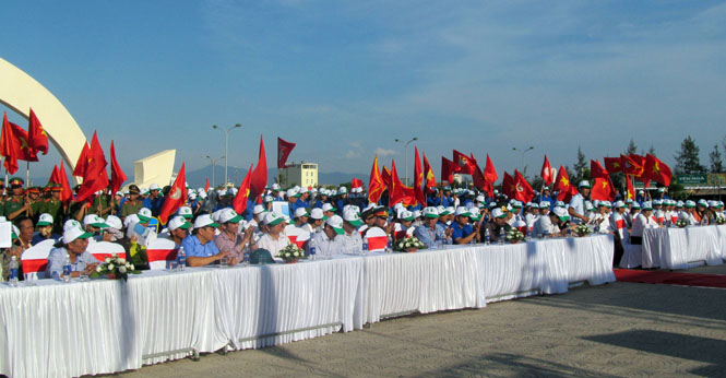 Lễ mít tinh hưởng ứng ngày Môi trường thế giới, Tuần lễ biển và hải đảo Việt Nam năm 2016