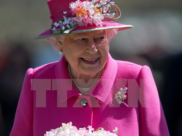 Nước Anh mừng sinh nhật lần thứ 90 của của Nữ hoàng Elizabeth II