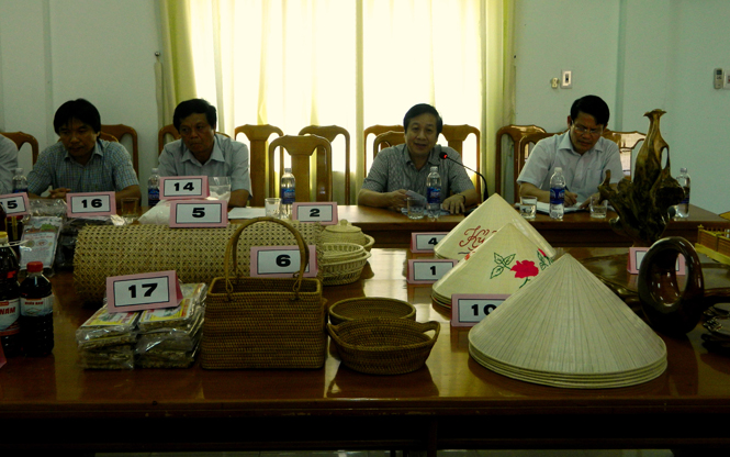 Thông qua kết quả bình chọn sản phẩm công nghiệp nông thôn tiêu biểu năm 2016