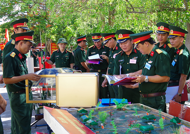 5 đơn vị đạt giải tại hội thi sáng kiến cải tiến mô hình học cụ cấp Bộ chỉ huy Quân sự tỉnh