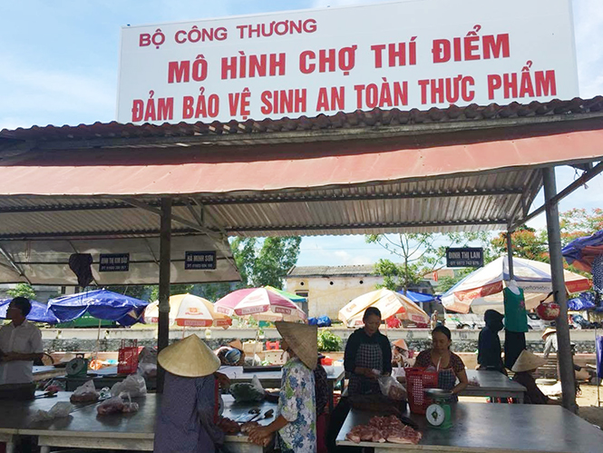 Hiệu quả bước đầu từ mô hình chợ biên giới thí điểm bảo đảm vệ sinh an toàn thực phẩm