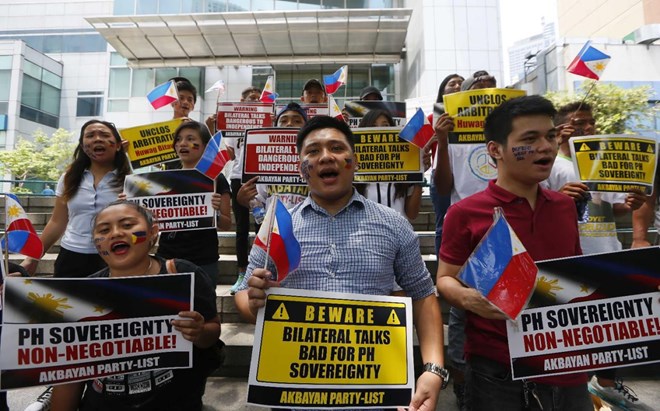 Philippines cảnh báo công dân ở Trung Quốc trước phán quyết PCA