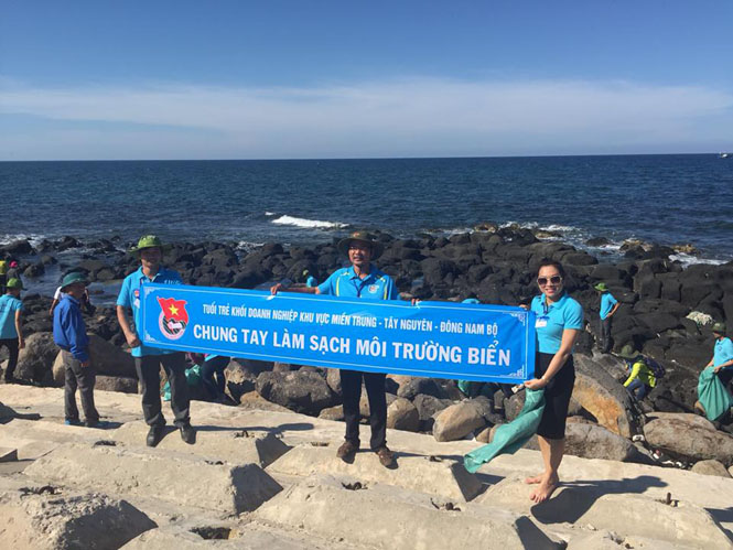 Đoàn khối doanh nghiệp: Hành trình "Vì biển đảo quê hương"