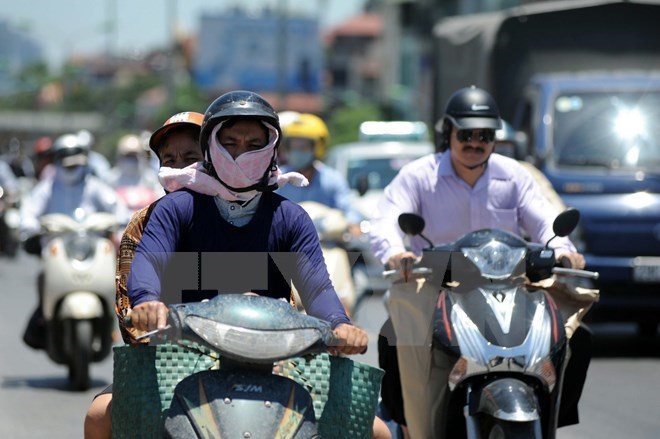 Các tỉnh từ Thanh Hoá đến Thừa Thiên-Huế chiều tối và đêm có mưa rào và dông vài nơi