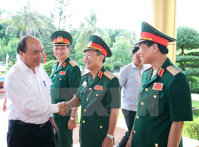 Thủ tướng: Bảo vệ từng tấc đất, vùng trời trong mọi tình huống