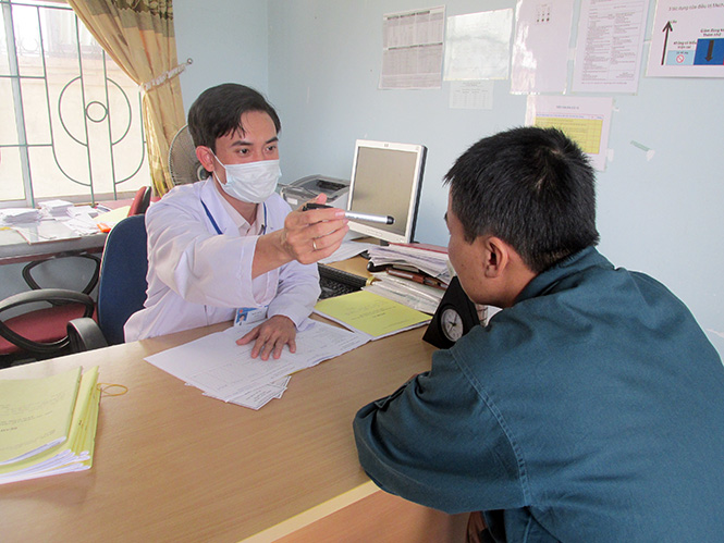 Nỗ lực khống chế tỷ lệ nhiễm mới HIV