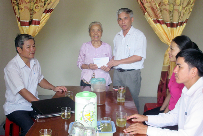 Chung tay vì người nghèo