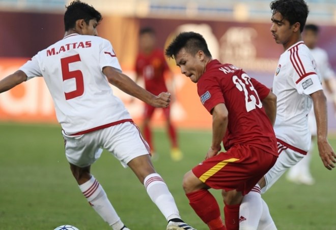 U19 Việt Nam chia điểm trước U19 UAE trong thế mất người