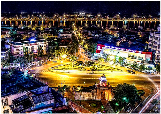 Đồng Hới về đêm